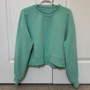 Lululemon Softstreme Perfectly Oversized Cropped Crew